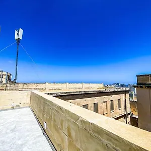 Designer Duplex Penthouse In Appartamento Floriana